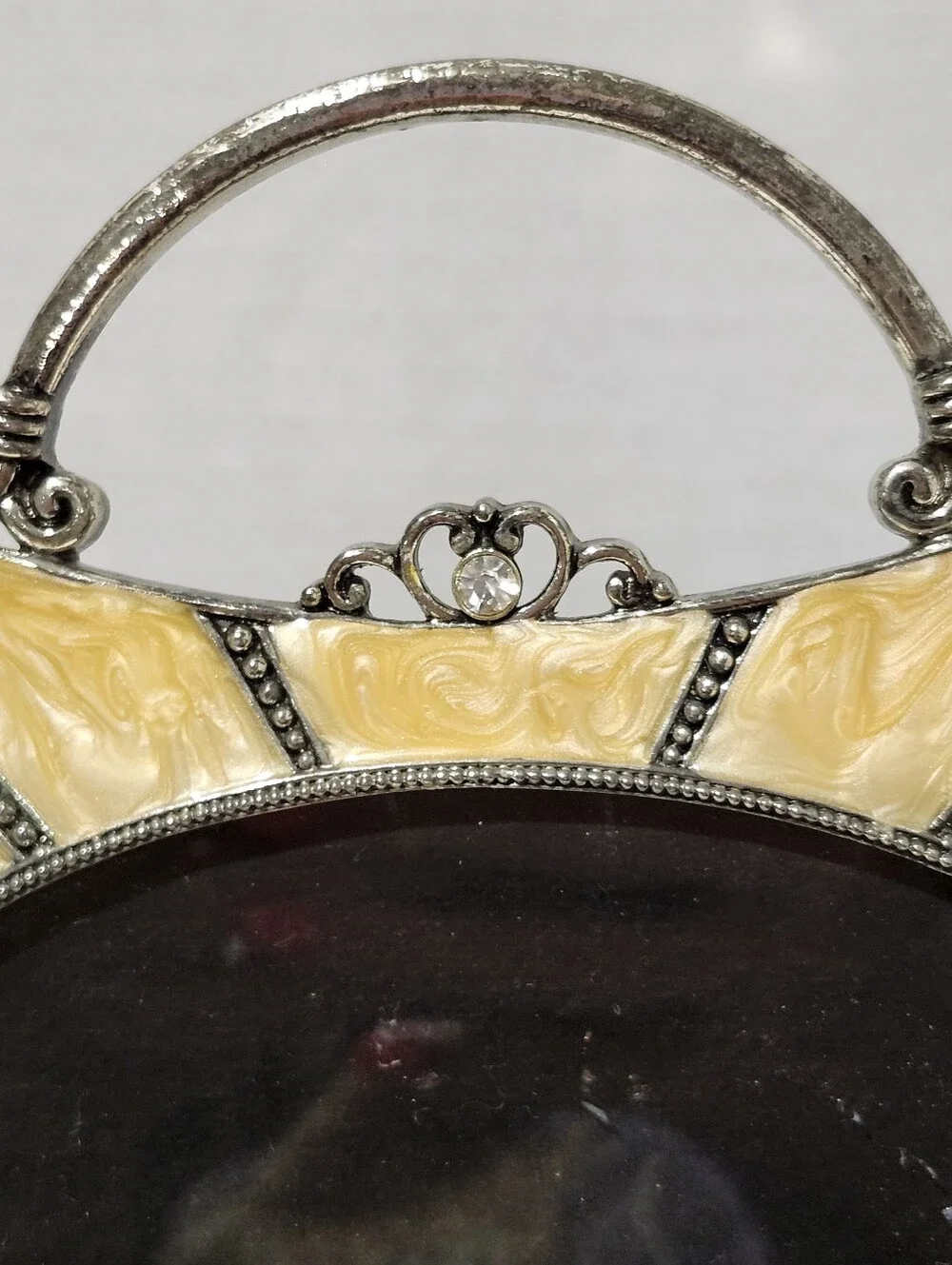 Vintage Cream Handbag Oval Picture Frame